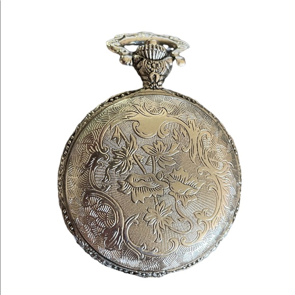 Vintage Pocket Watch Milan Quartz Japan  With Railroad Train - Picture 2 of 3